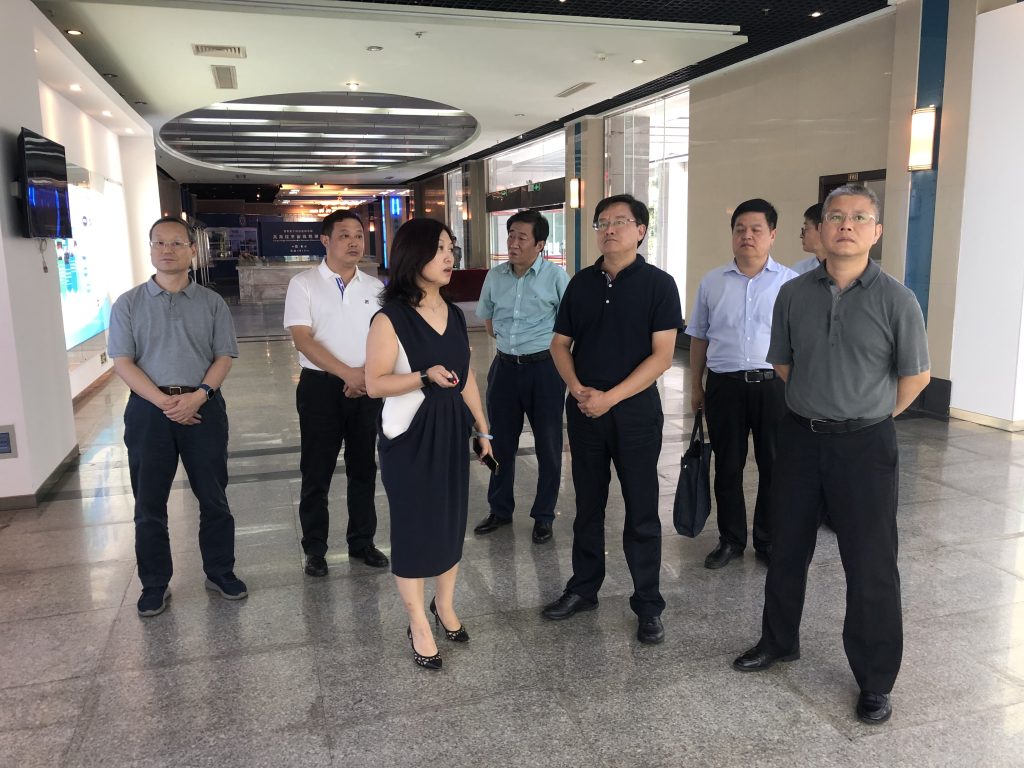 滕州市委书记刘文强一行到公司考察交流