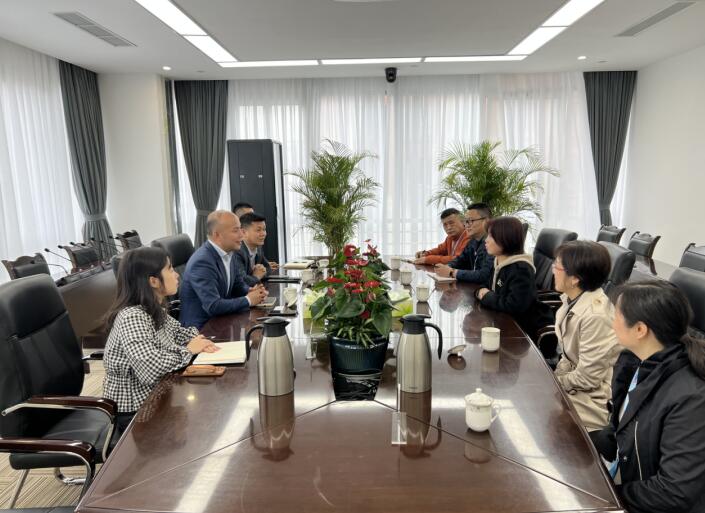 四川天府新区新经济局到公司调研