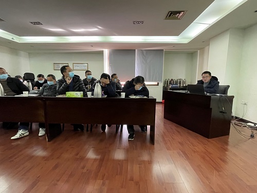 公司召开月度经营工作总结会