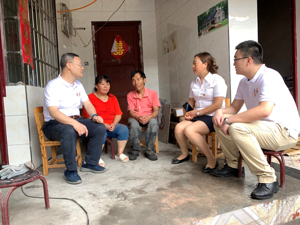 公司管理党支部赴广元市开展“不忘初心、牢记使命”主题党日活动暨扶贫攻坚党建共建活动