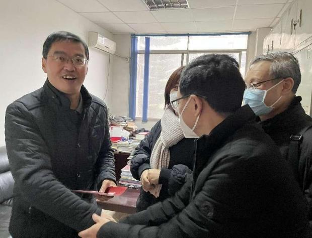 公司开展元旦春节走访慰问活动